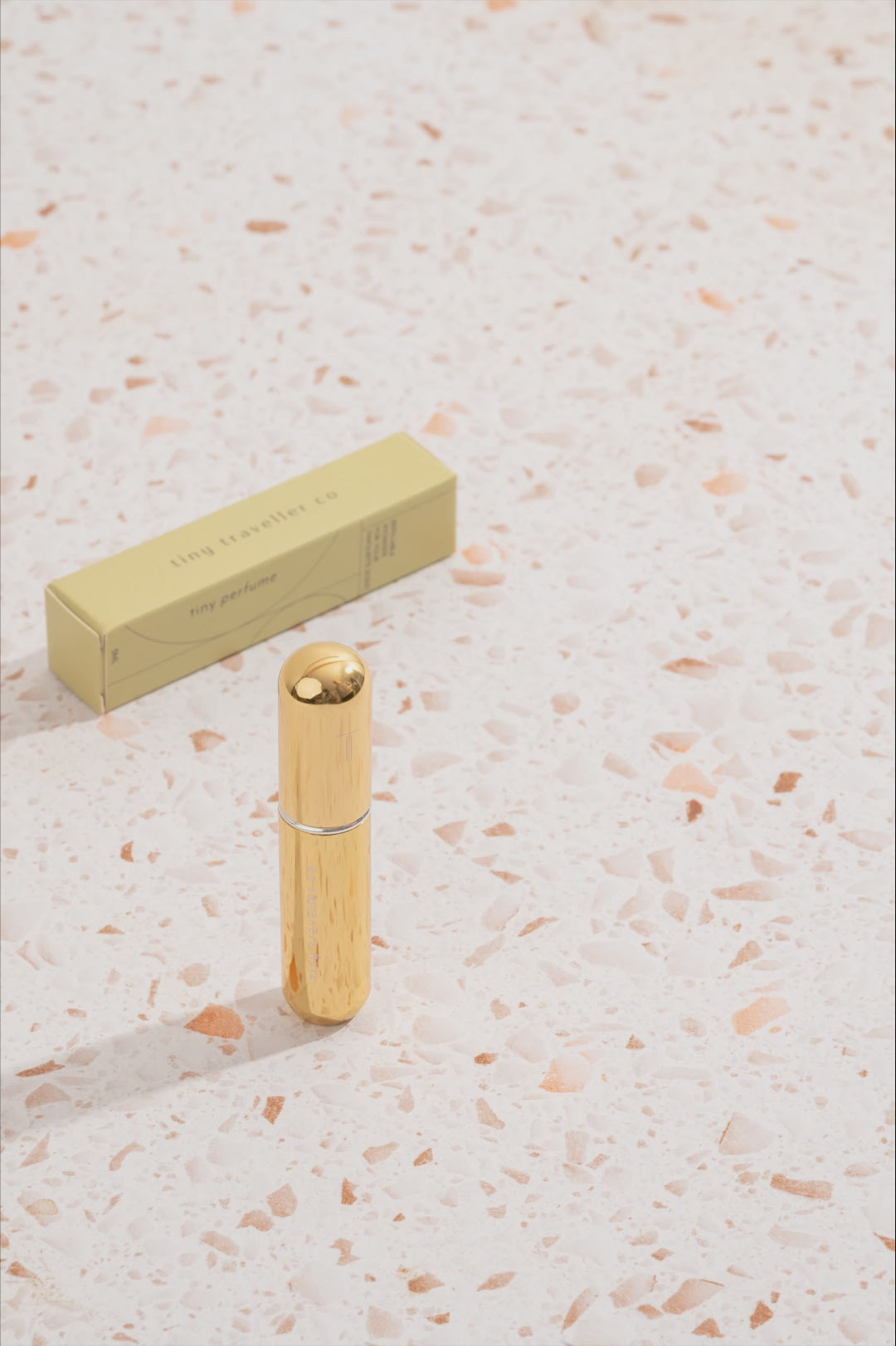 mini-perfume-spray-bottles
